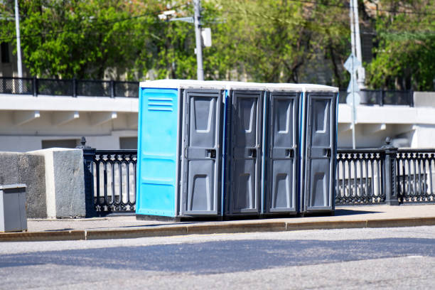 Porta potty delivery and setup in Starke, FL